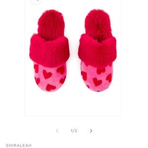 Shiraleah Fuzzy Heart Slippers valentine’s Day gift